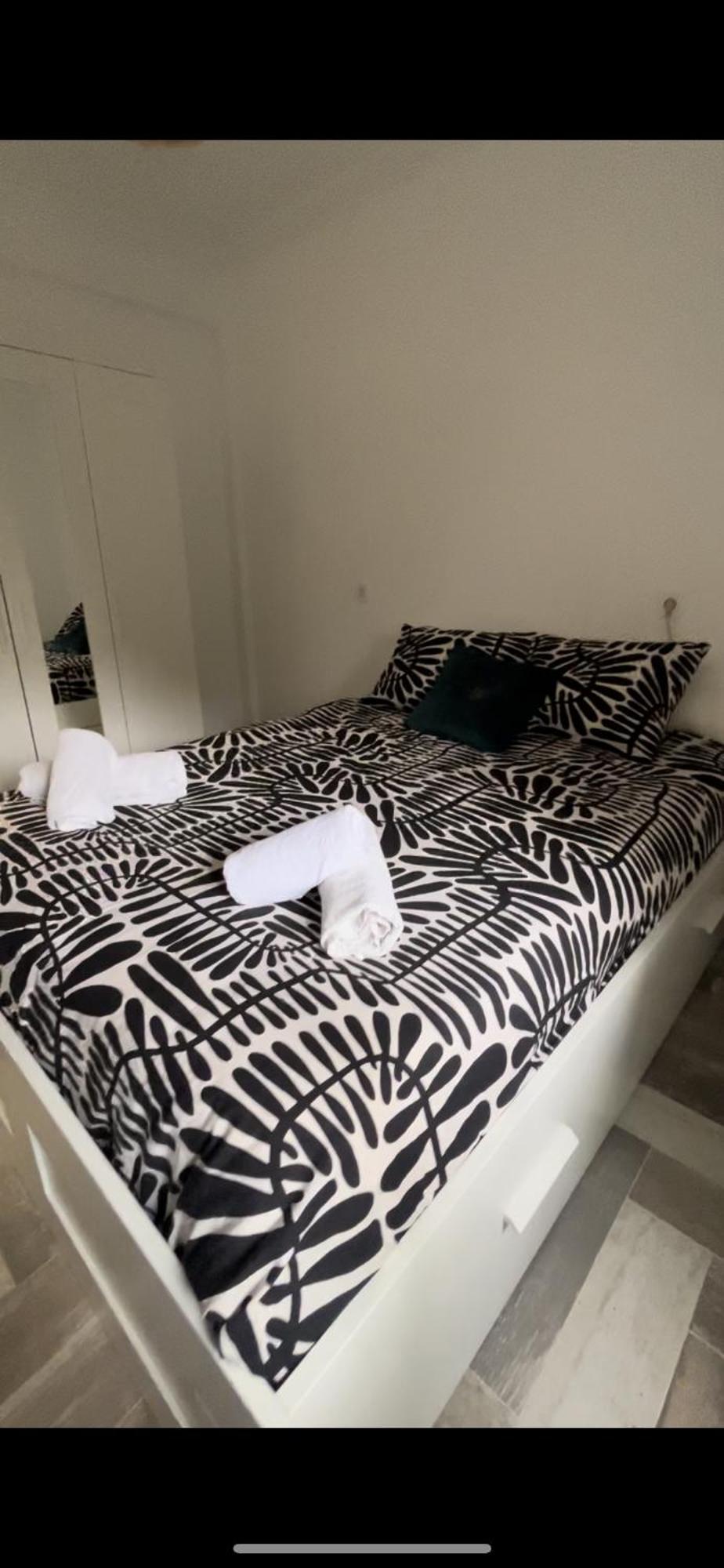 Homestay Lovely En Piso Compartido *